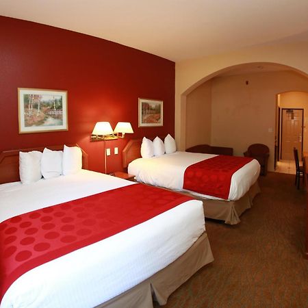 فندق Ramada By Wyndham Fresno Northwest المظهر الخارجي الصورة