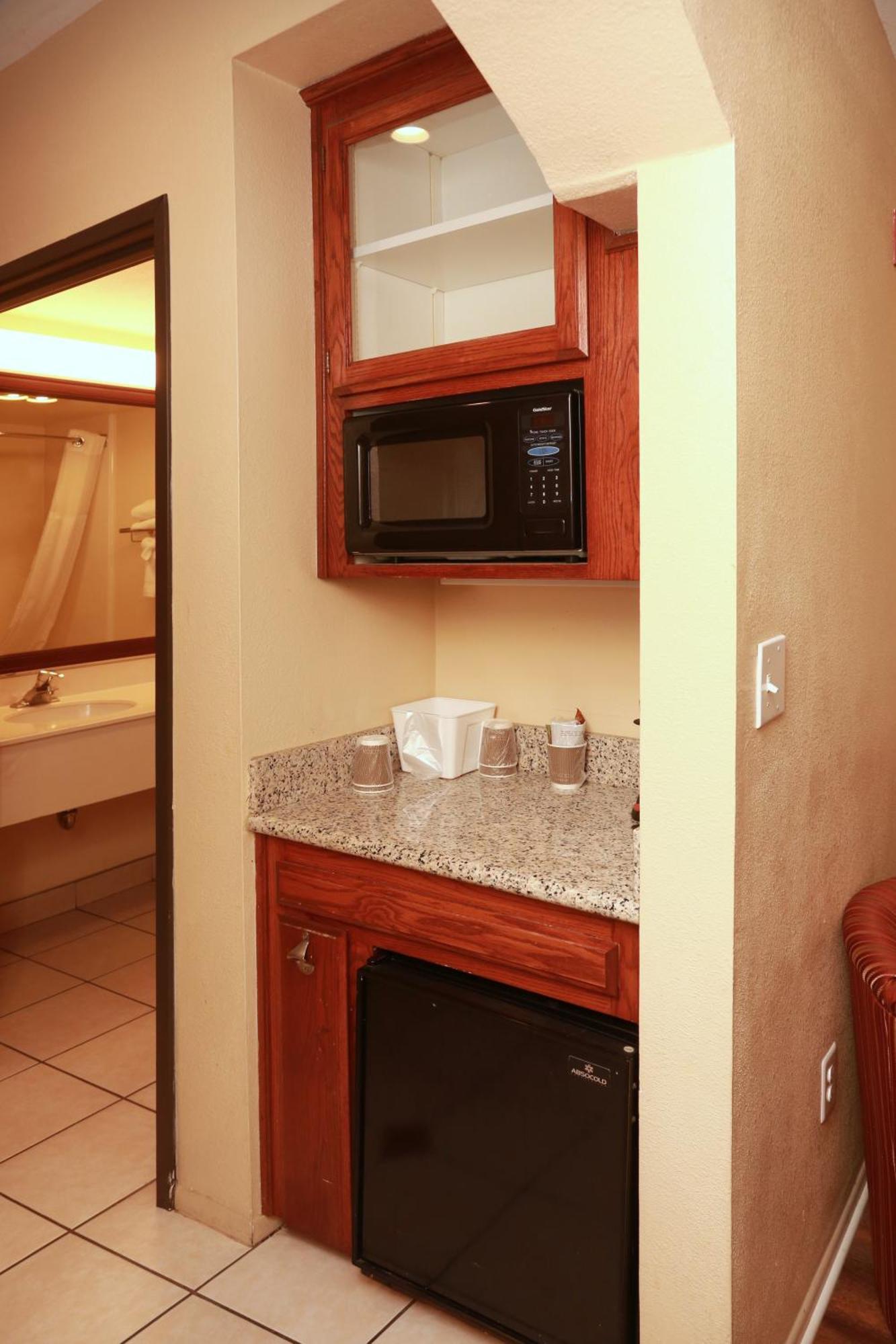 فندق Ramada By Wyndham Fresno Northwest المظهر الخارجي الصورة